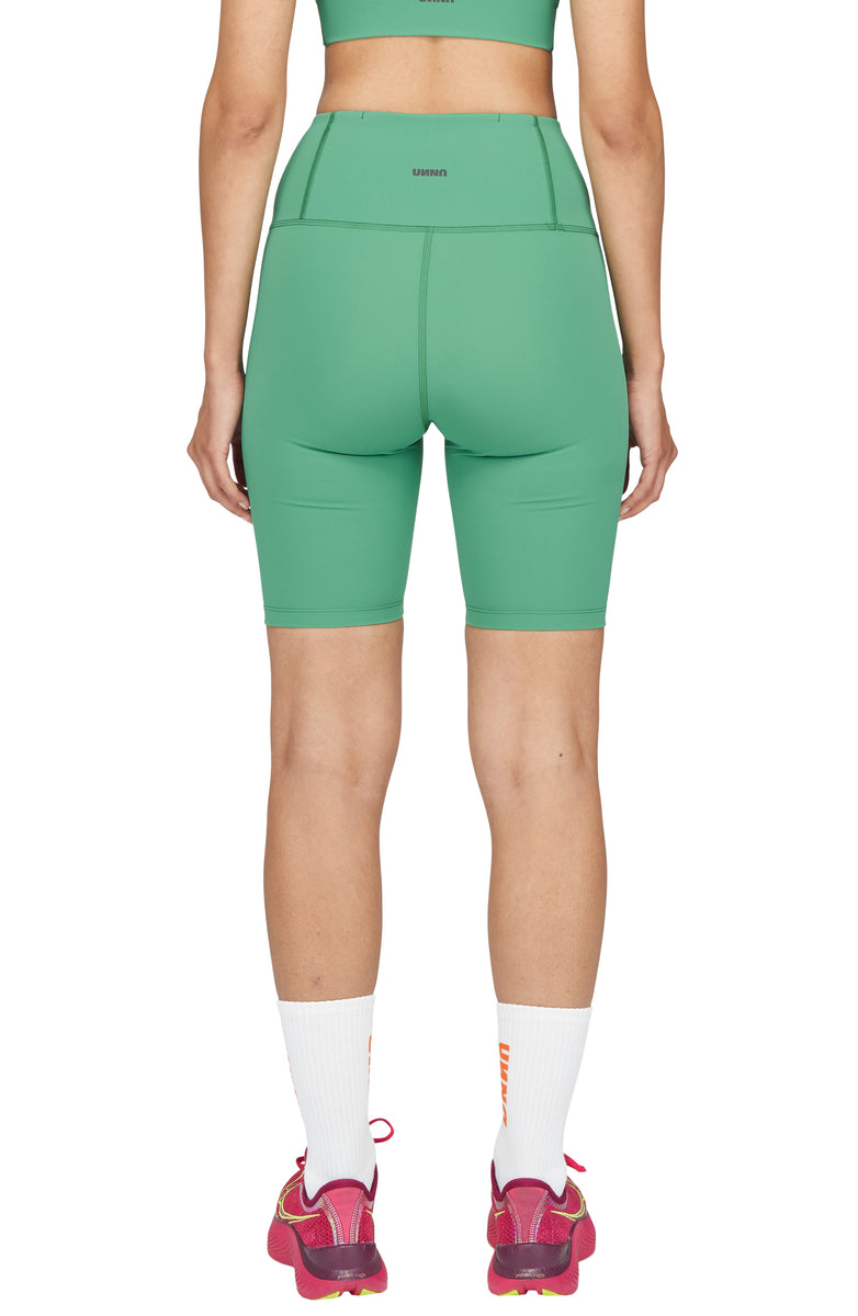Light compression bicycle shorts in Econyl UNNA