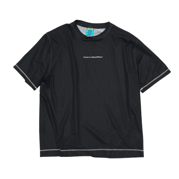 unoa ウノア Ｔシャツ Wavy Tee - Men's Black Running T-shirt with White Contrast Seams