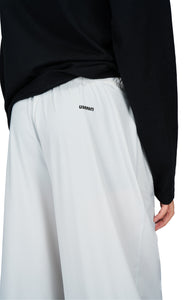Reflective UNNA logo at the back