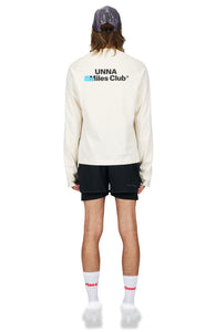 Aaron is 183 cm and wears size S