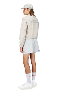 Aaron is 183 cm and wears size S