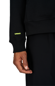 UNNA embroidery on the sleeve