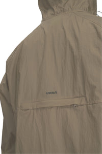 Zippered back pocket, reflective UNNA logo