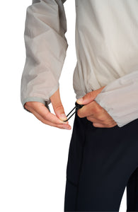 Drawstring cordstoppers at hem for customizable fit