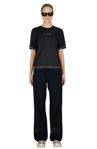 Carolina is 180 cm and wears size M