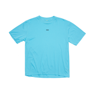 Aqua blue fluid t-shirt for men with embroided UNNA logo at the chest.